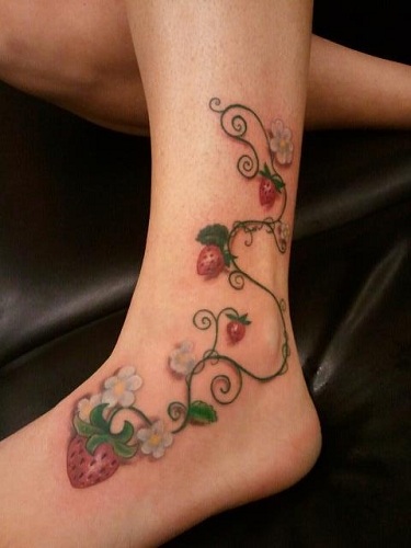 10 Realistic Strawberry Tattoo Designs and Ideas