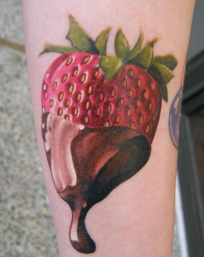 10 Realistic Strawberry Tattoo Designs and Ideas
