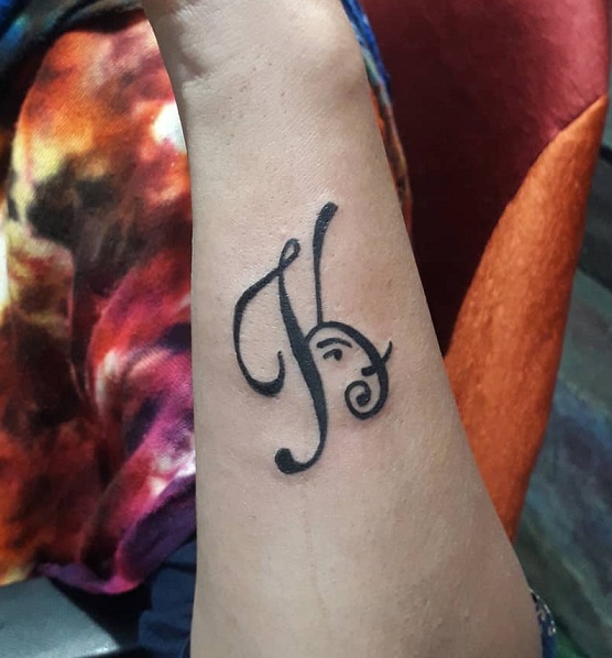 20 Creative K Letter Tattoo Designs for Artistic Inspiration