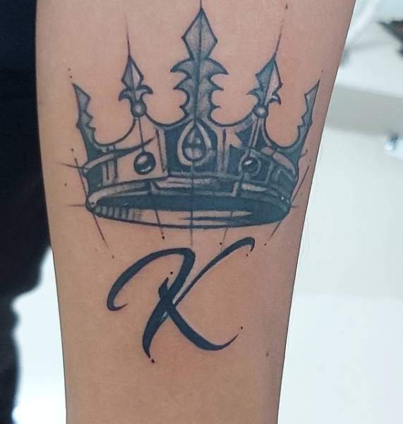 20 Creative K Letter Tattoo Designs for Artistic Inspiration