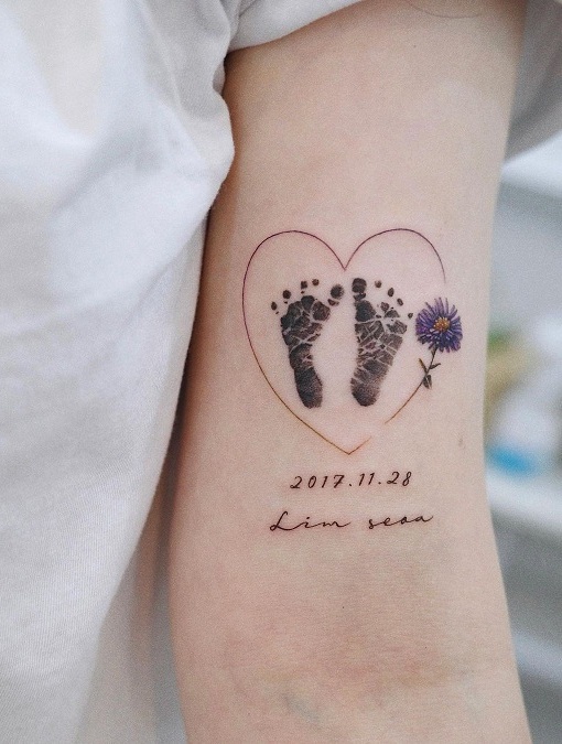 15 Best Footprint Tattoo Designs for Men and Women