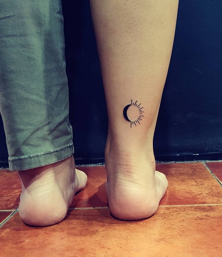 20 Best Tribal Sun Tattoo Designs Suitable for Everyone