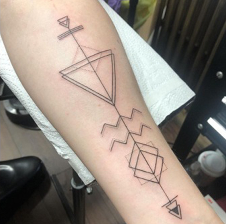 15+ Stunning Aquarius Tattoo Designs for Zodiac Lovers