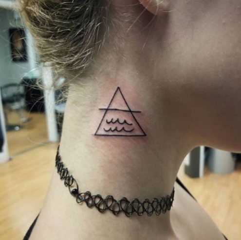 15+ Stunning Aquarius Tattoo Designs for Zodiac Lovers