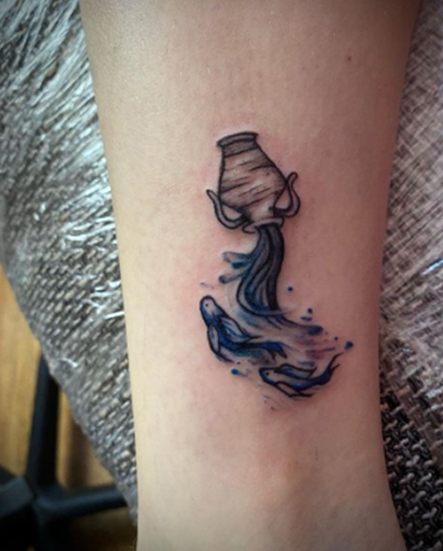 15+ Stunning Aquarius Tattoo Designs for Zodiac Lovers