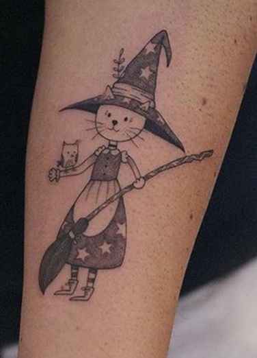 15 Striking Flash Tattoo Designs Suitable for Everyone