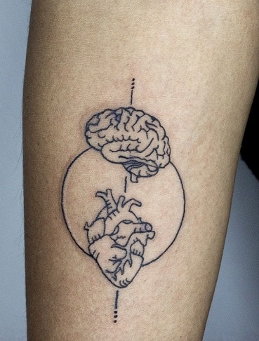 15 Striking Flash Tattoo Designs Suitable for Everyone