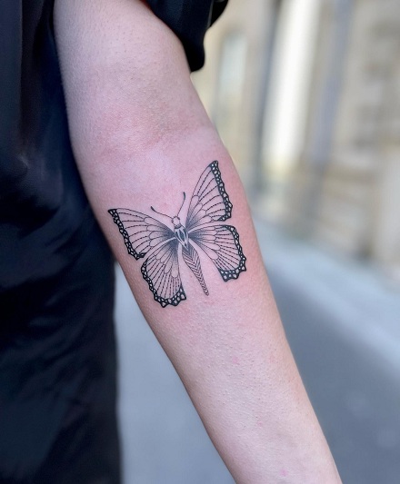 15 Striking Flash Tattoo Designs Suitable for Everyone