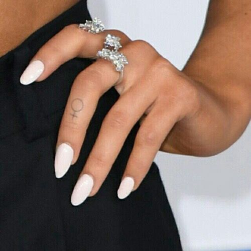 20 Best Ariana Grande Tattoos Collection | I Fashion Styles