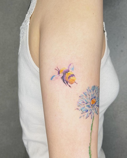 20 Inspiring Bee Tattoo Designs In 2023 | I Fashion Styles
