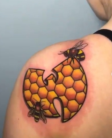 20 Inspiring Bee Tattoo Designs In 2023 | I Fashion Styles