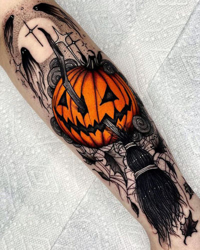 10+ Simple and Chic Pumpkin Tattoo Designs | I Fashion Styles