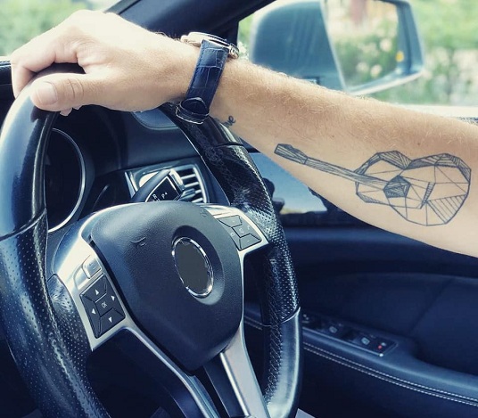 15 Best Guitar Tattoo Designs with Meanings | I Fashion Styles