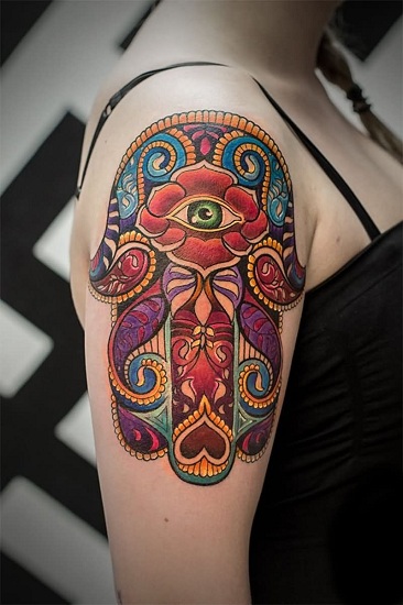 Top 15 Exclusive Hamsa Tattoo Designs | I Fashion Styles