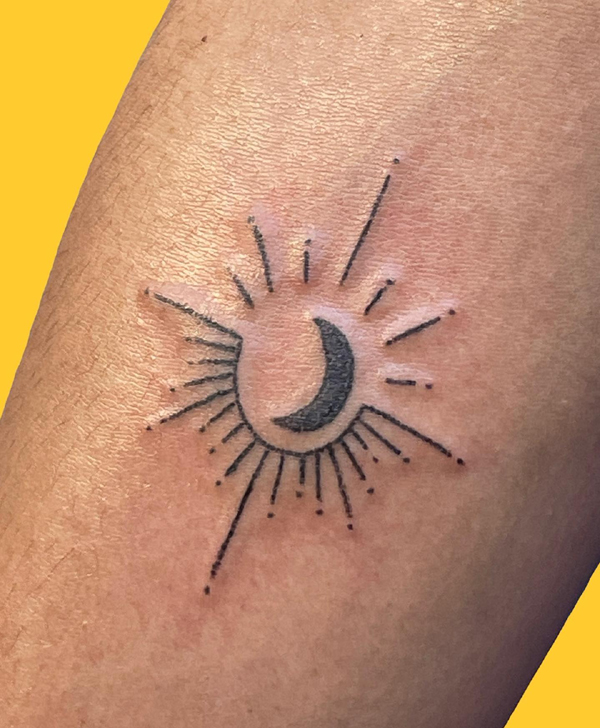 25 Gorgeous Sun and Moon Tattoo Designs Suitable for Anyone