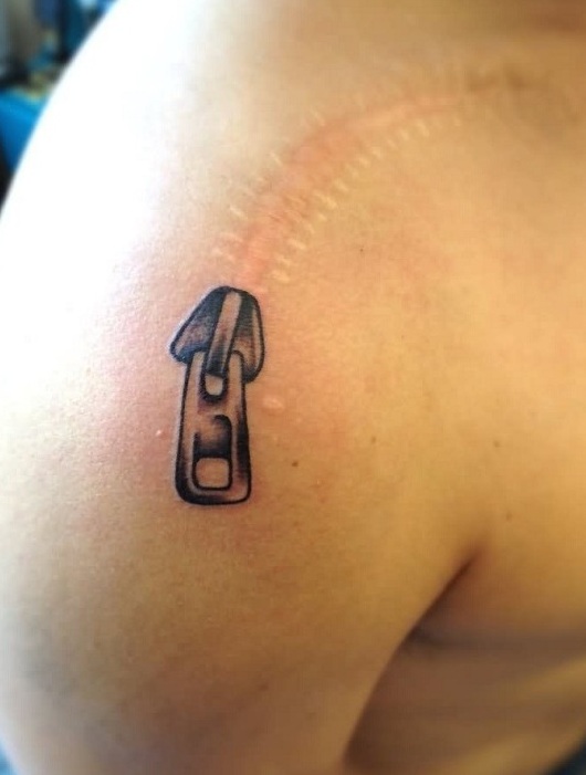 15 Innovative Zipper Tattoo Designs Suitable for Anyone