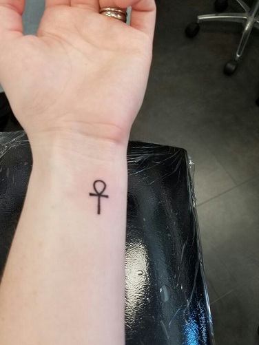Top 10 Familiar Ankh Tattoo Designs and Ideas