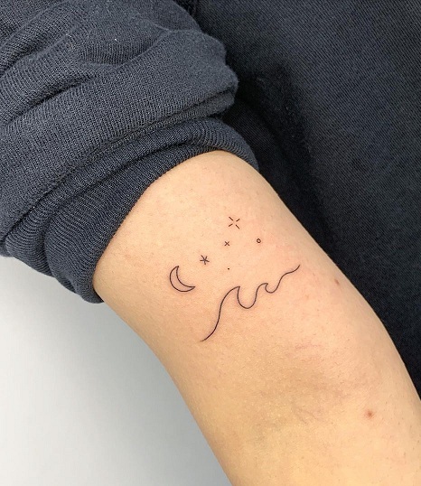 15+ Stunning Wave Tattoo Designs for Ocean Lovers