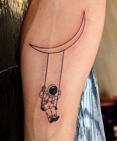 15+ Unique Astronaut Tattoo Designs for Space Enthusiasts