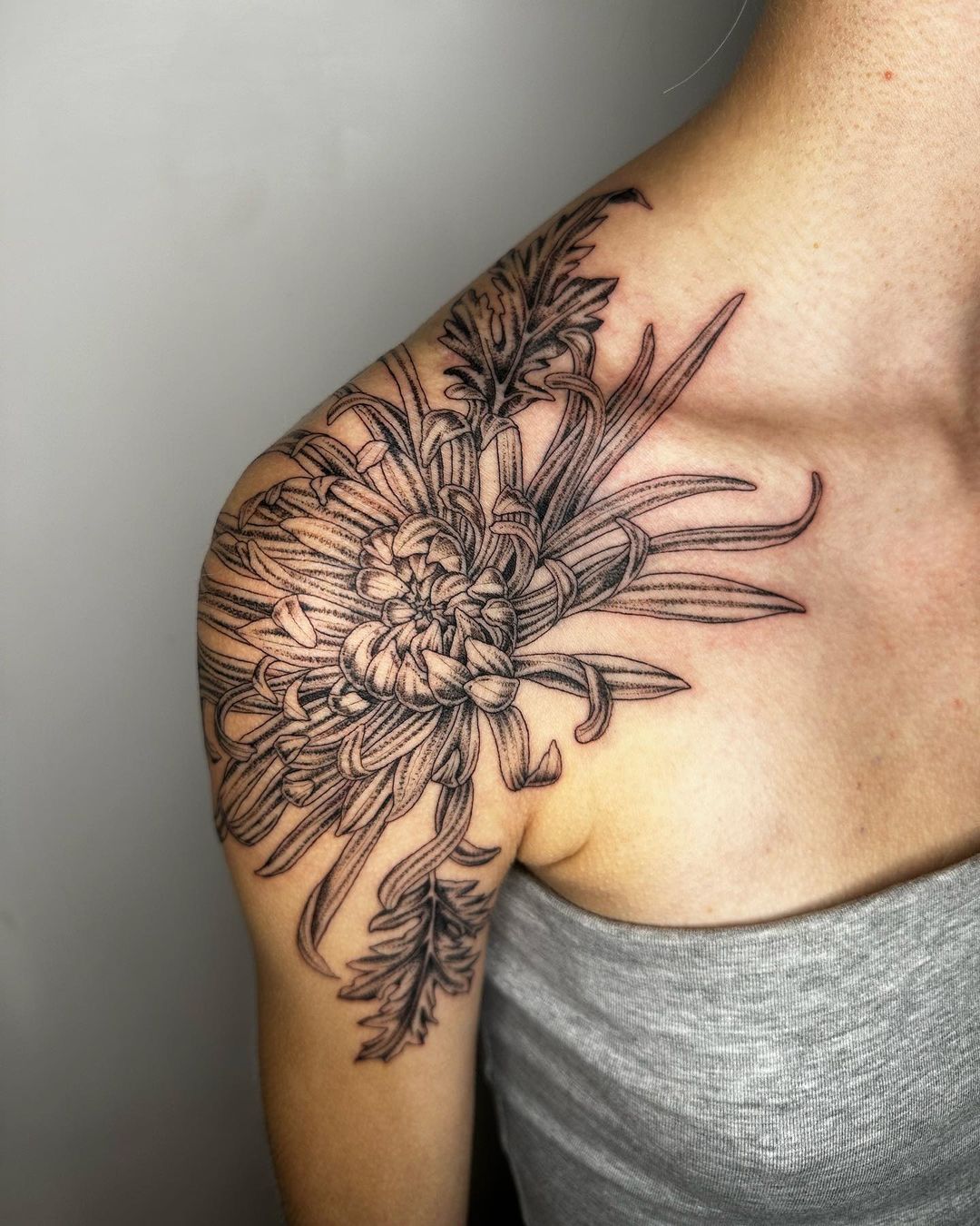 20+ Best Chrysanthemum Flower Tattoo Designs Just For You