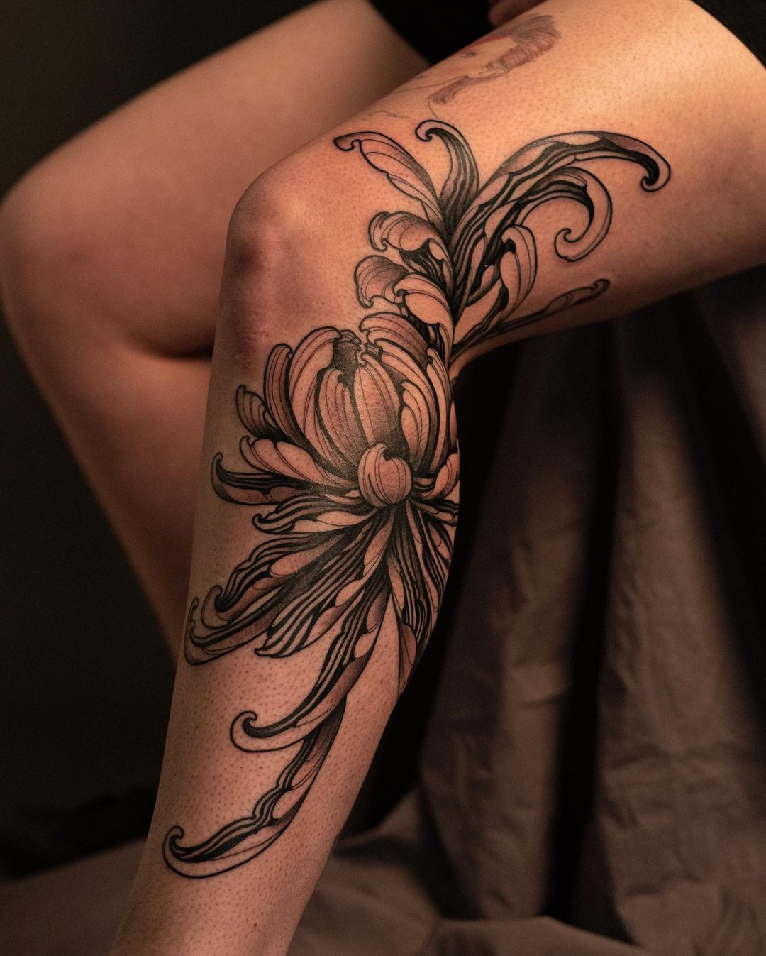 20+ Best Chrysanthemum Flower Tattoo Designs Just For You