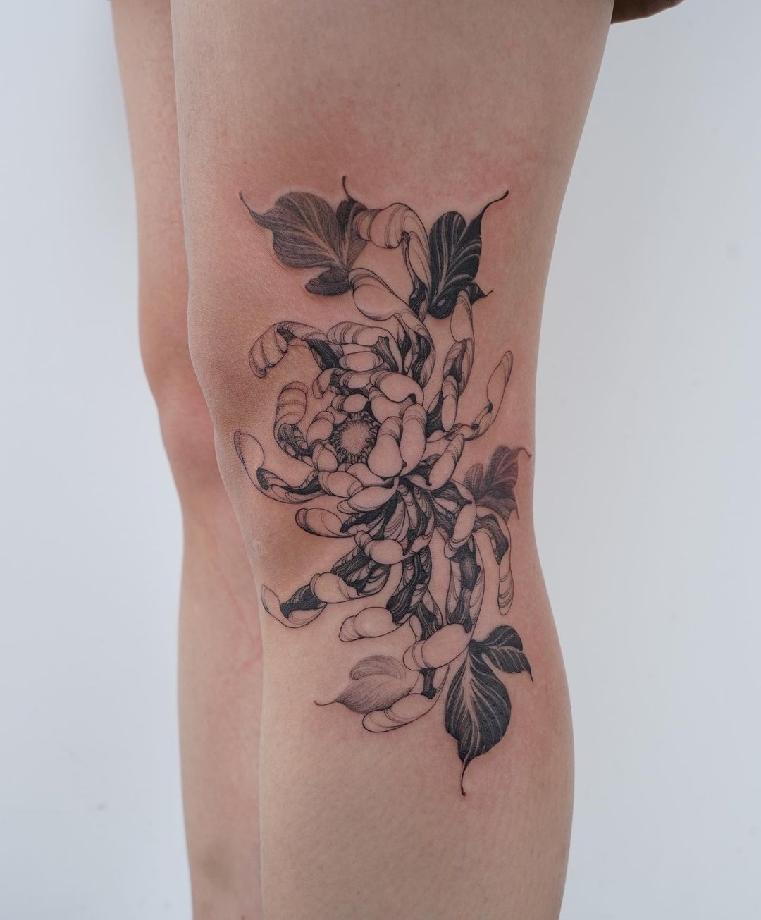 20+ Best Chrysanthemum Flower Tattoo Designs Just For You