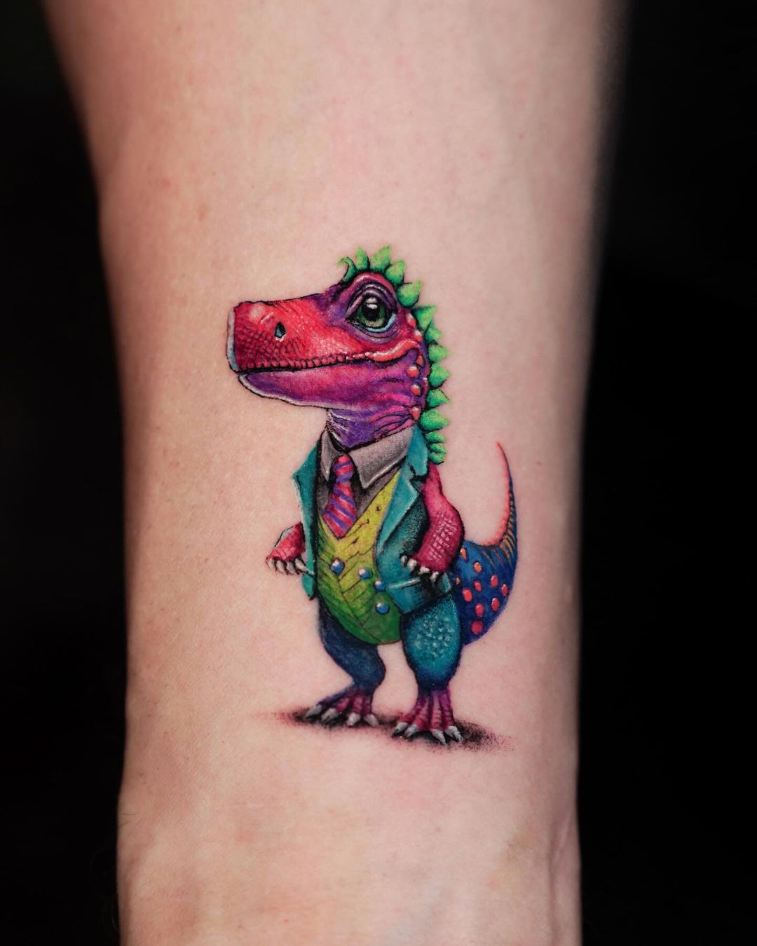 20+ Cute, Simple, and Realistic Dinosaur Tattoo Designs