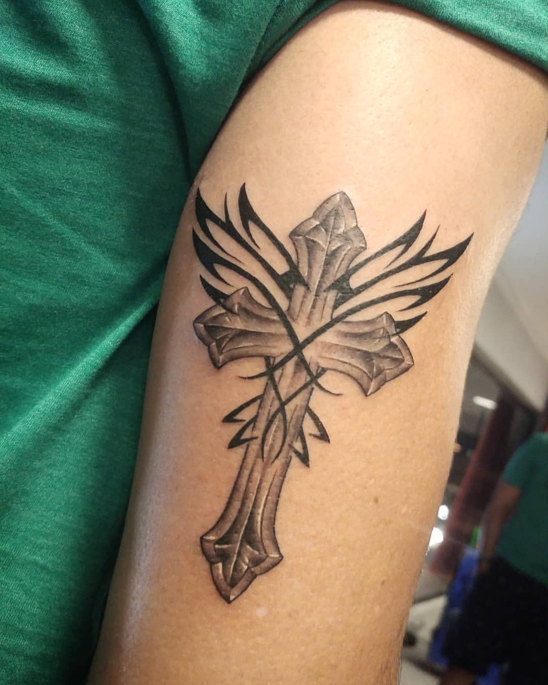 30+ Striking Tribal Cross Tattoo Designs Just For You 2024