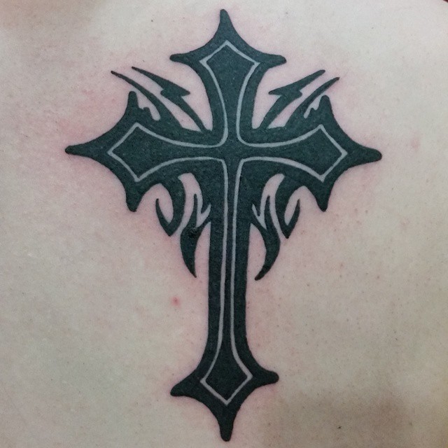 30+ Striking Tribal Cross Tattoo Designs Just For You 2024