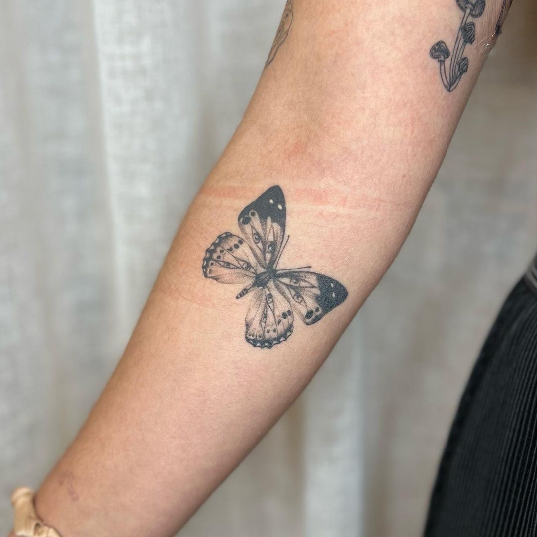 50 Pretty Butterfly Tattoo Designs for Women 2024
