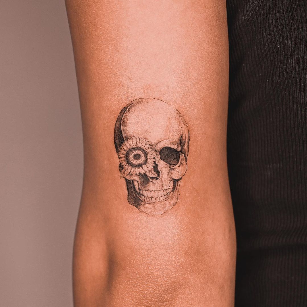 30+ Awesome Skull Tattoo Designs with Best Pictures