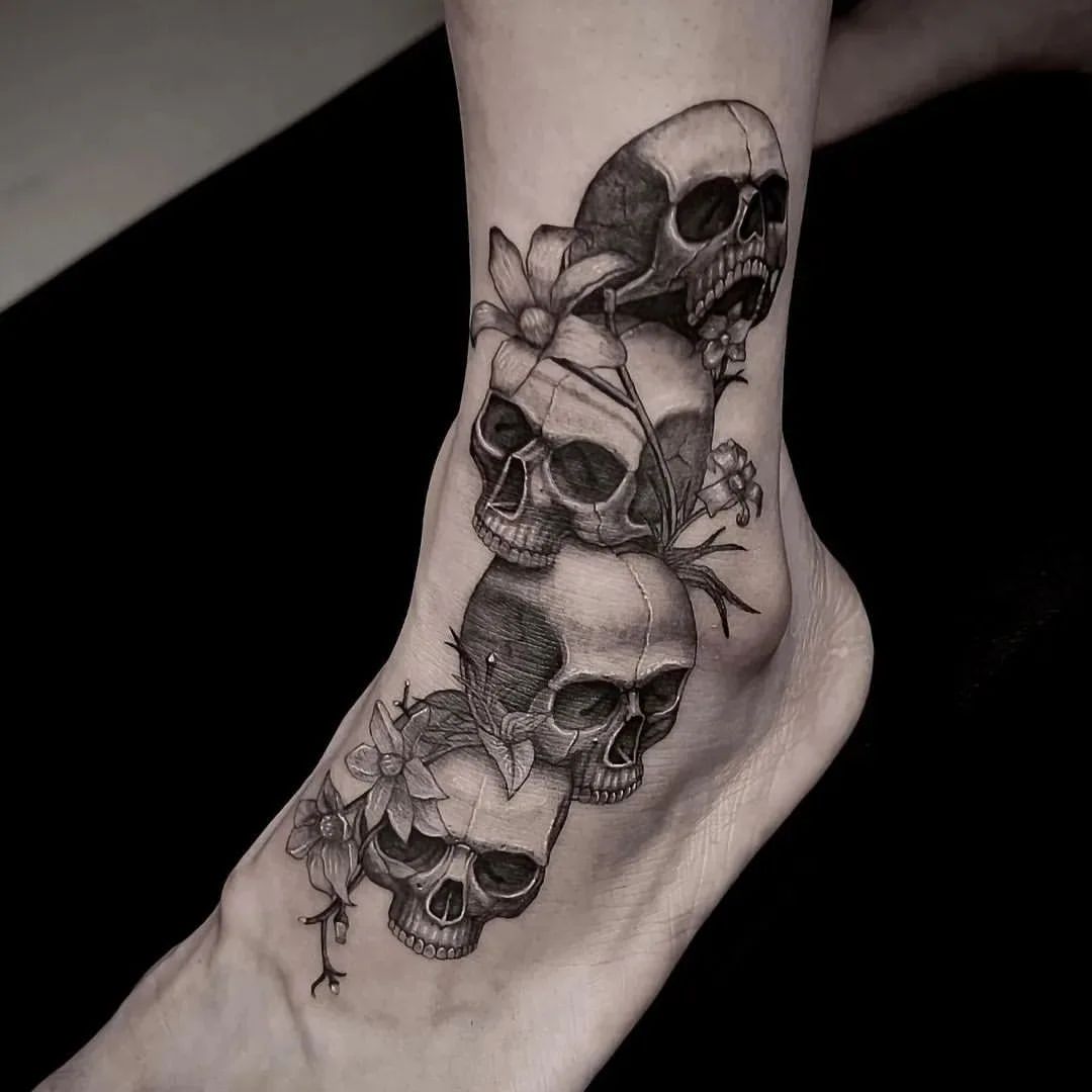 30+ Awesome Skull Tattoo Designs with Best Pictures