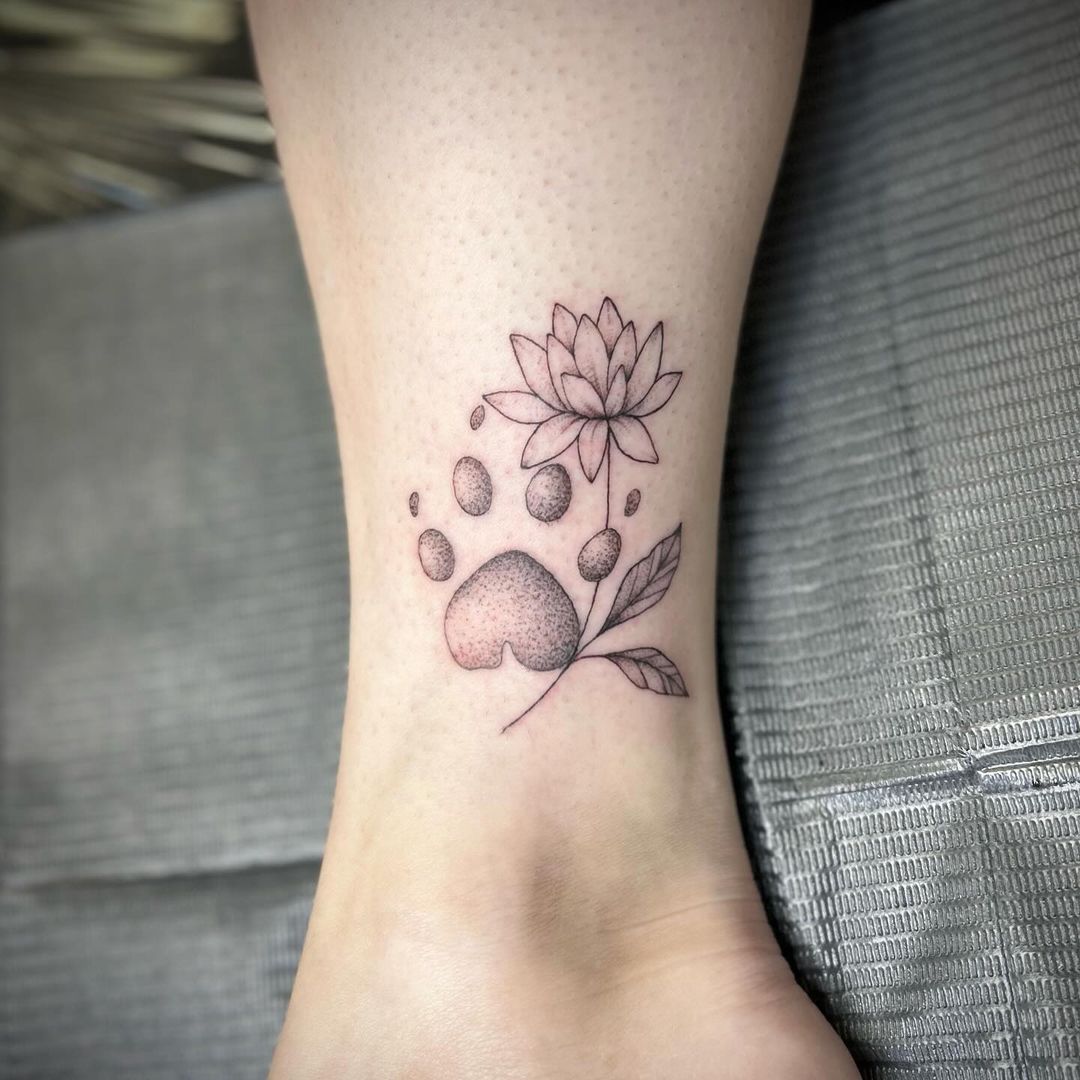 30+ Creative Paw Print Tattoo Designs with Meanings