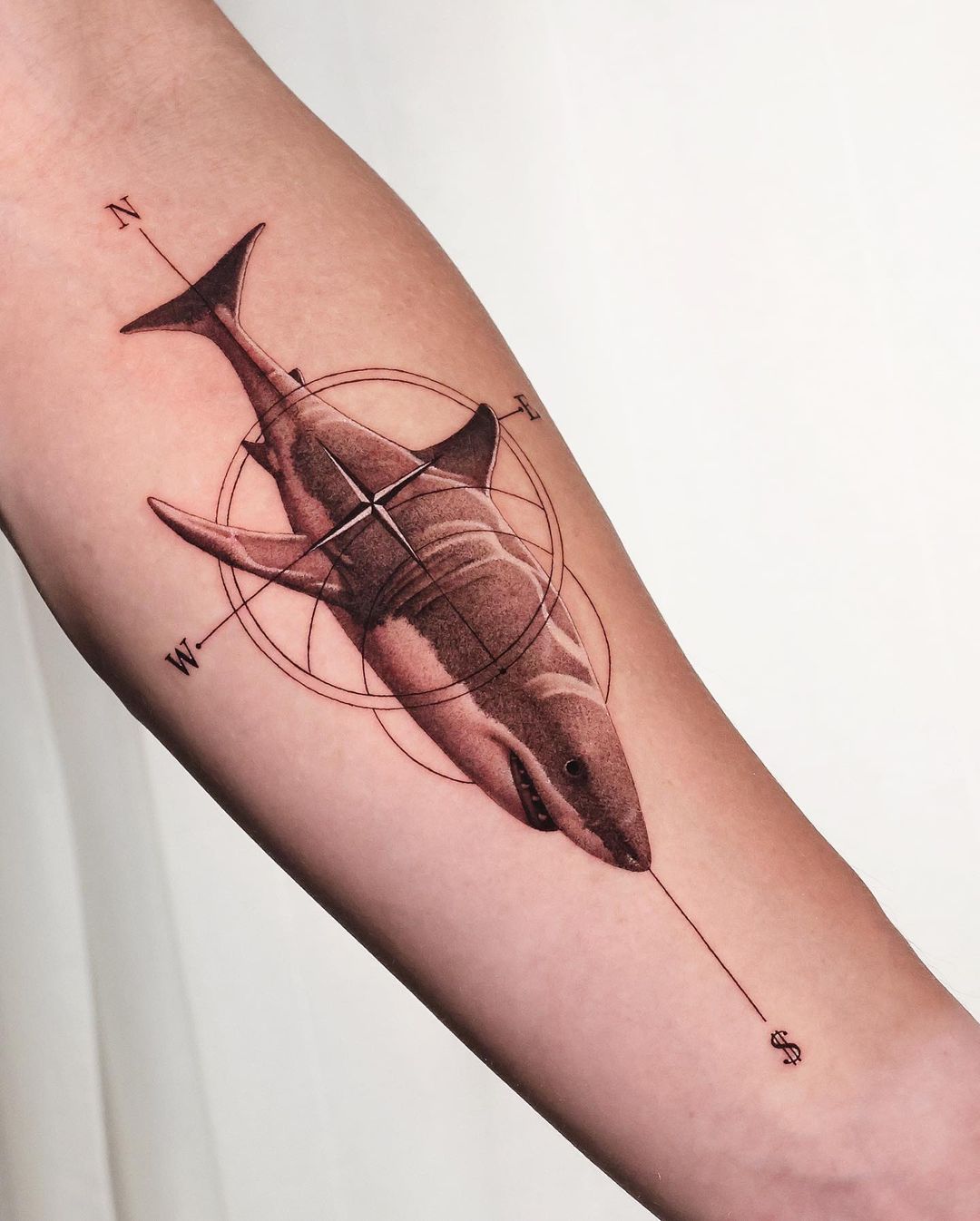 30+ Charming Compass Tattoo Designs Perfect for Every Story