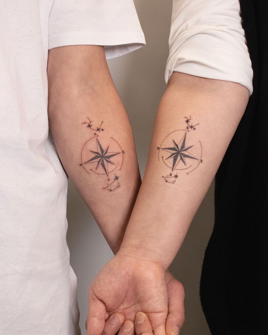 30+ Charming Compass Tattoo Designs Perfect for Every Story