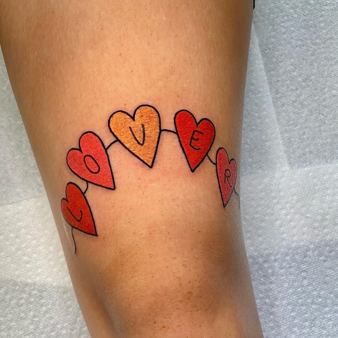 30+ Striking Knee Tattoo Designs to Unleash Your Style