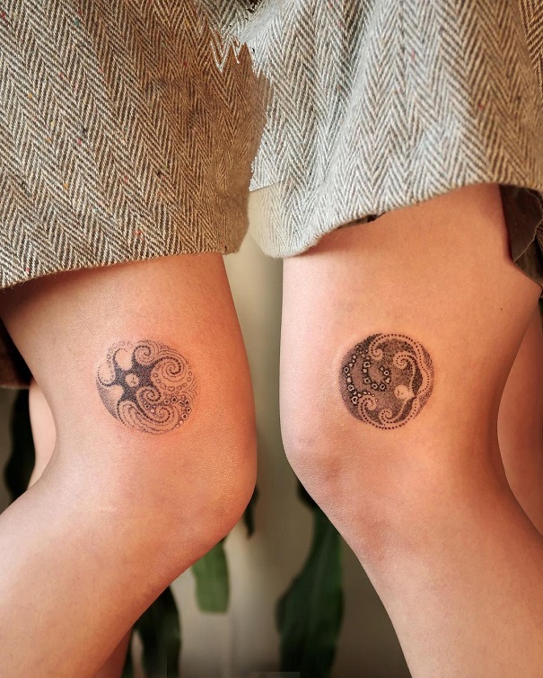 30+ Striking Knee Tattoo Designs to Unleash Your Style
