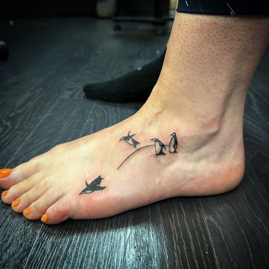 40 Meaningful Foot Tattoo Designs with Significance 2024