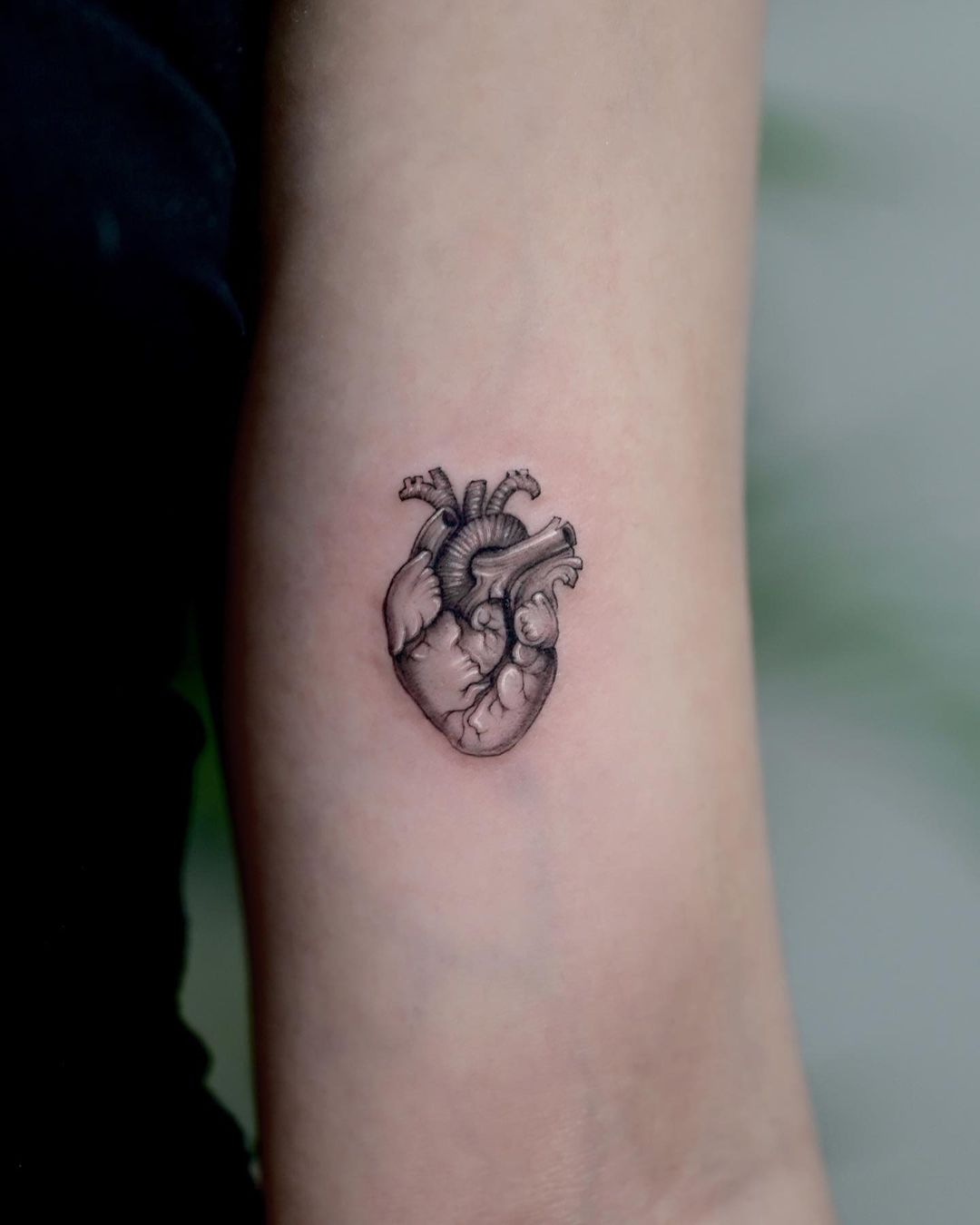 35 Striking Bicep Tattoo Designs to Unleash Your Style In 2024