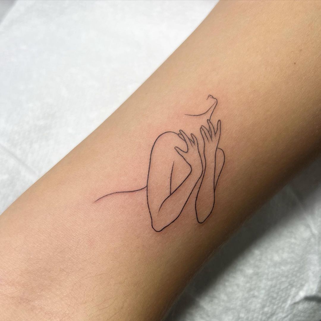 35 Striking Bicep Tattoo Designs to Unleash Your Style In 2024