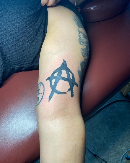 35 Striking Bicep Tattoo Designs to Unleash Your Style In 2024