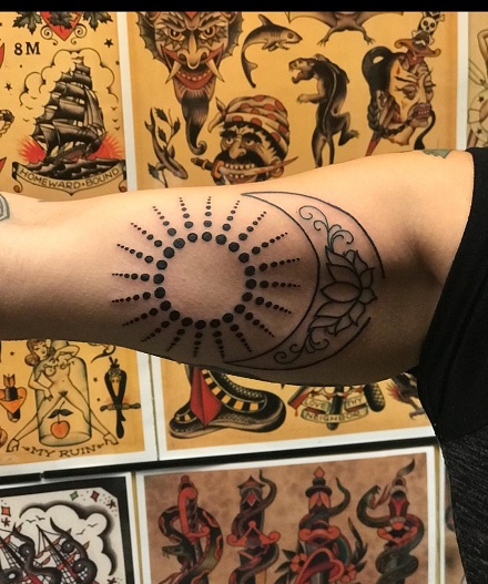 35 Striking Bicep Tattoo Designs to Unleash Your Style In 2024