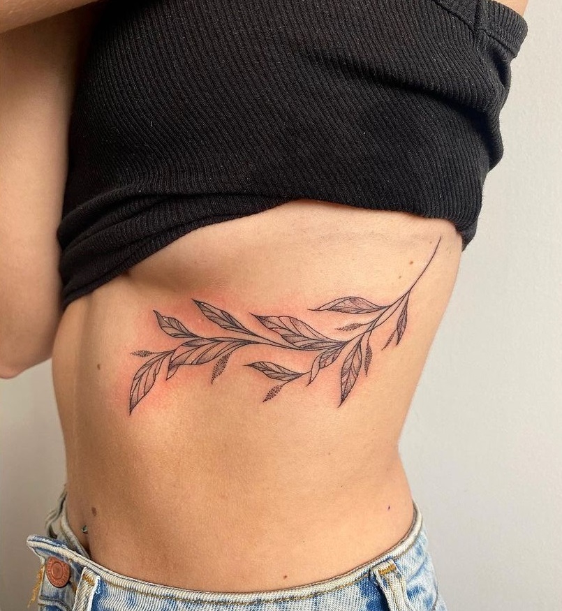 30+ Creative Rib Tattoo Designs for a Timeless Appeal