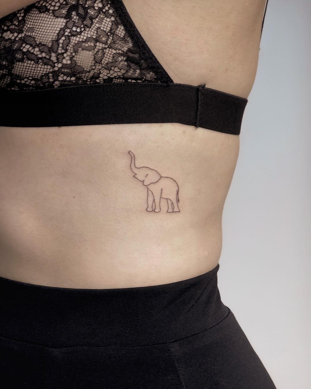 30+ Creative Rib Tattoo Designs for a Timeless Appeal