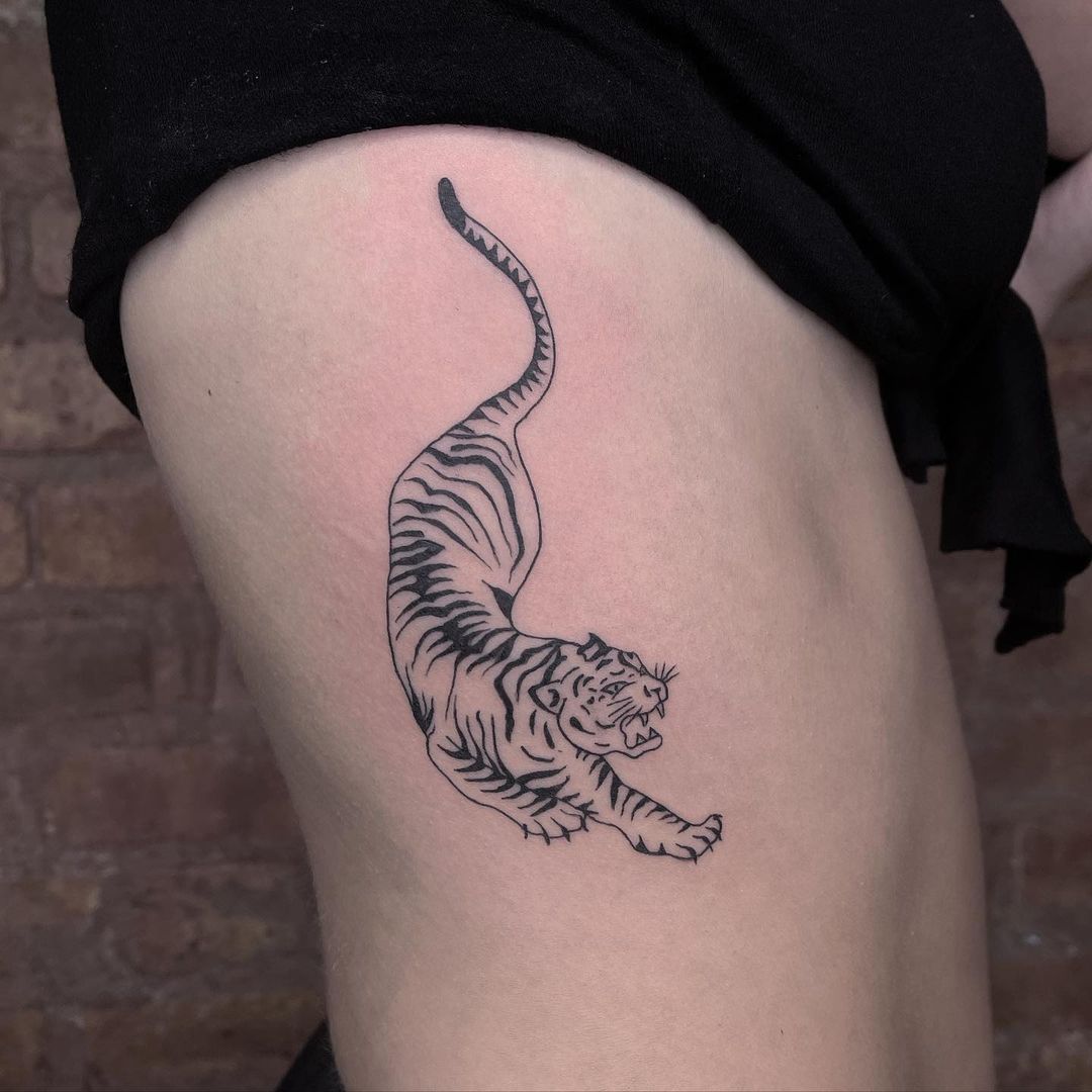 30+ Creative Rib Tattoo Designs for a Timeless Appeal