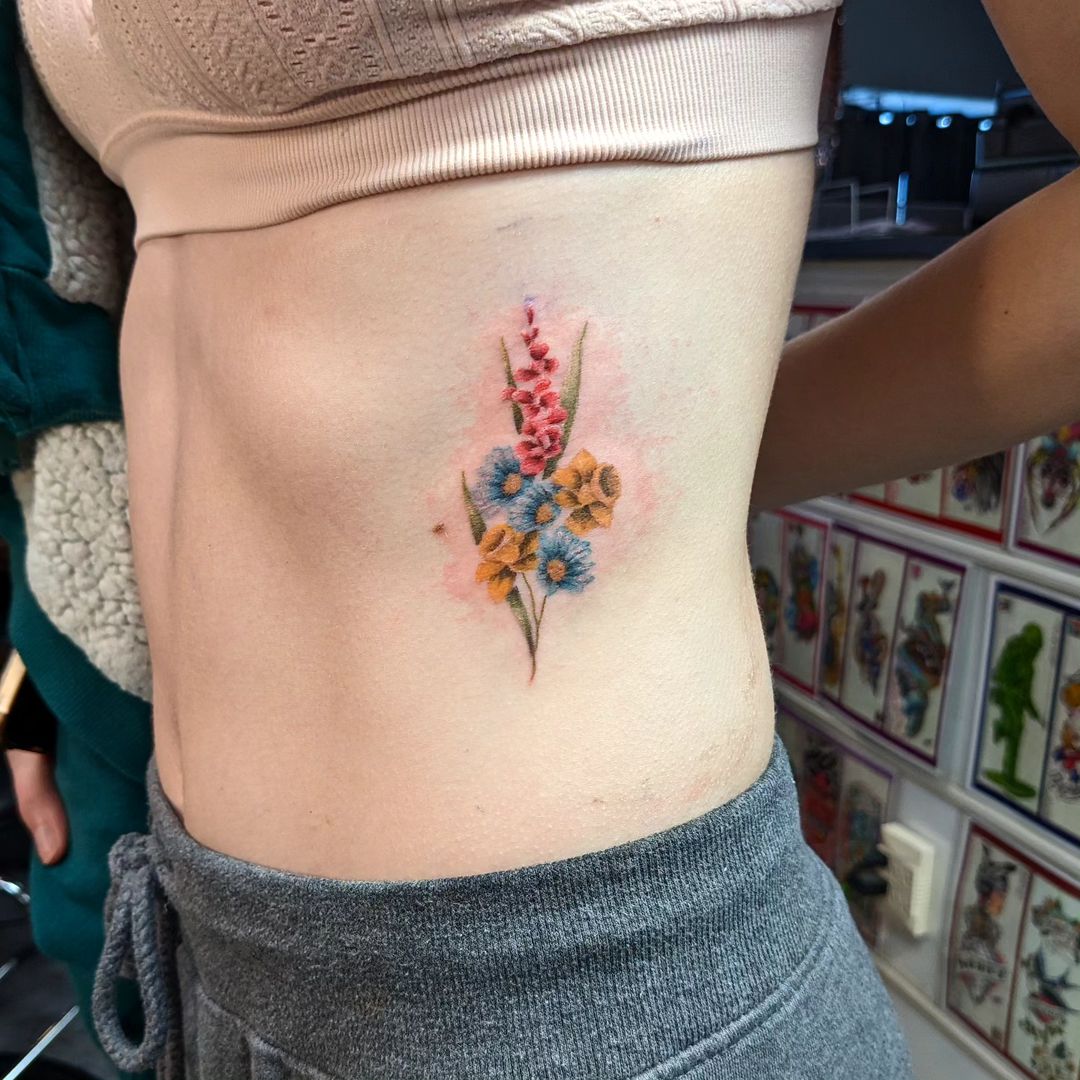 30+ Creative Rib Tattoo Designs for a Timeless Appeal