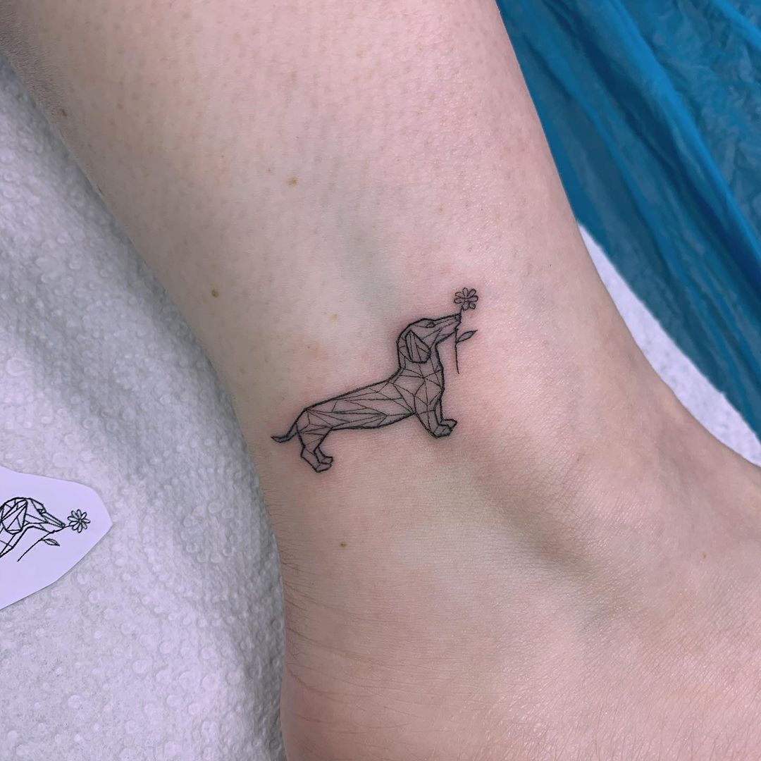 Top 25+ Ankle Tattoo Ideas for Men and Women 2024