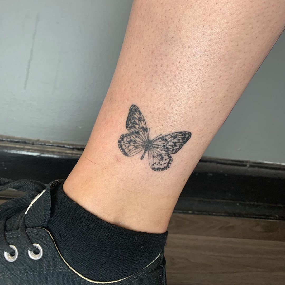 Top 25+ Ankle Tattoo Ideas for Men and Women 2024