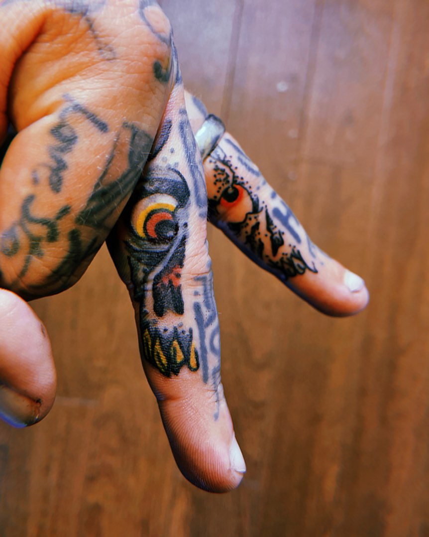 35+ Fantastic Finger Tattoo Designs Curated Just for You