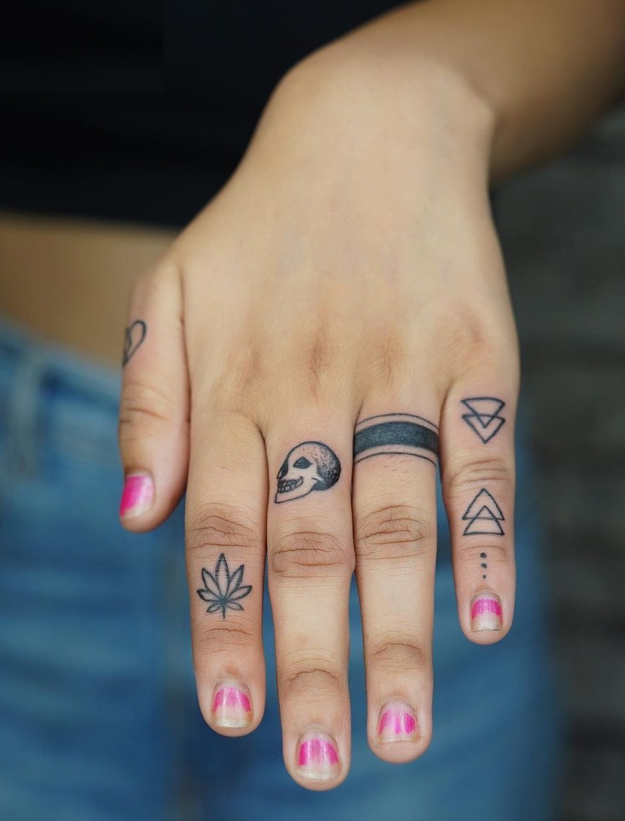 35+ Fantastic Finger Tattoo Designs Curated Just for You